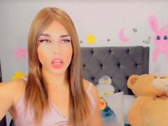 Tranny Beauty Sensual Masturbating Session